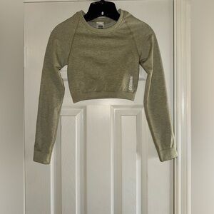 NWOT Gymshark XS Sage Long Sleeve Top